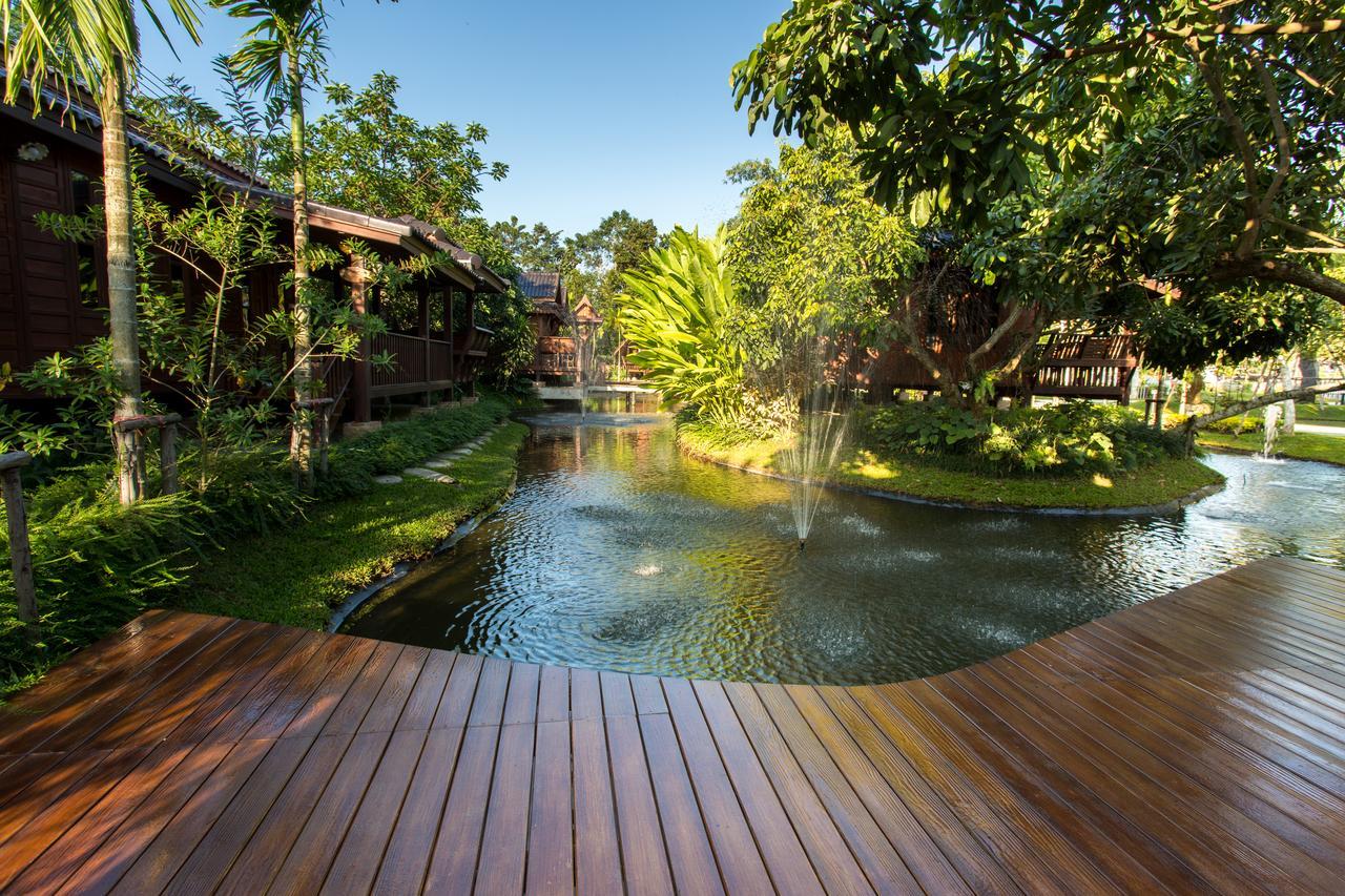 Suksatan Lamphun Hotel Buitenkant foto