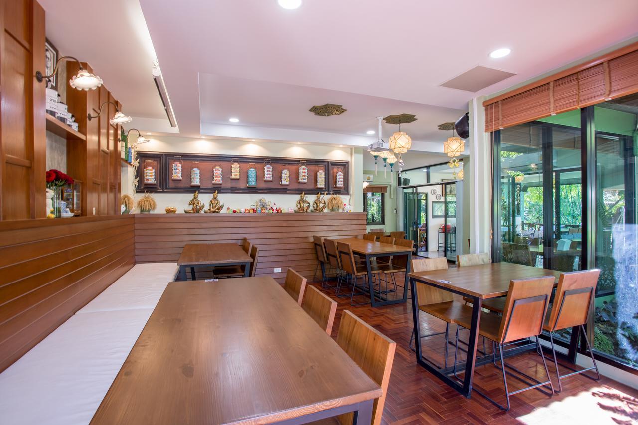 Suksatan Lamphun Hotel Buitenkant foto