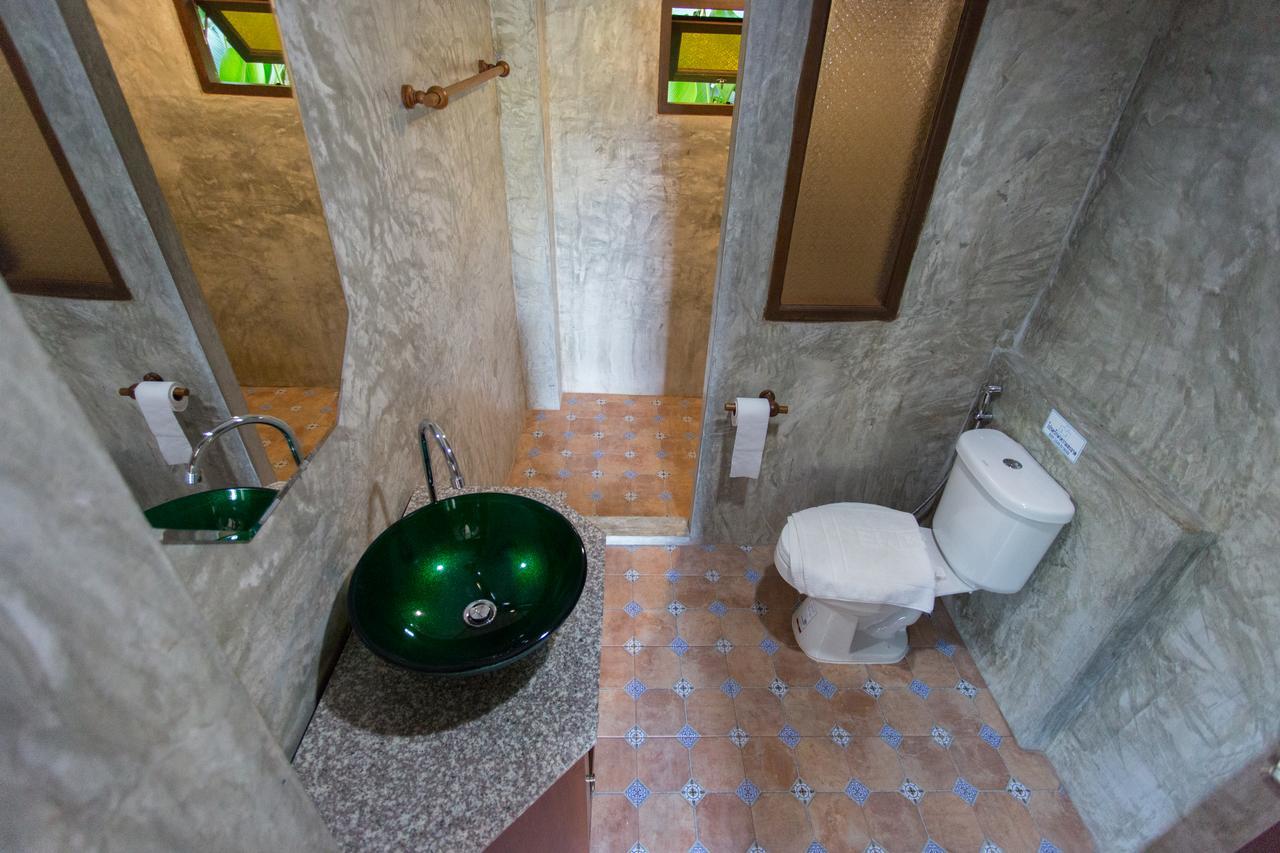 Suksatan Lamphun Hotel Buitenkant foto