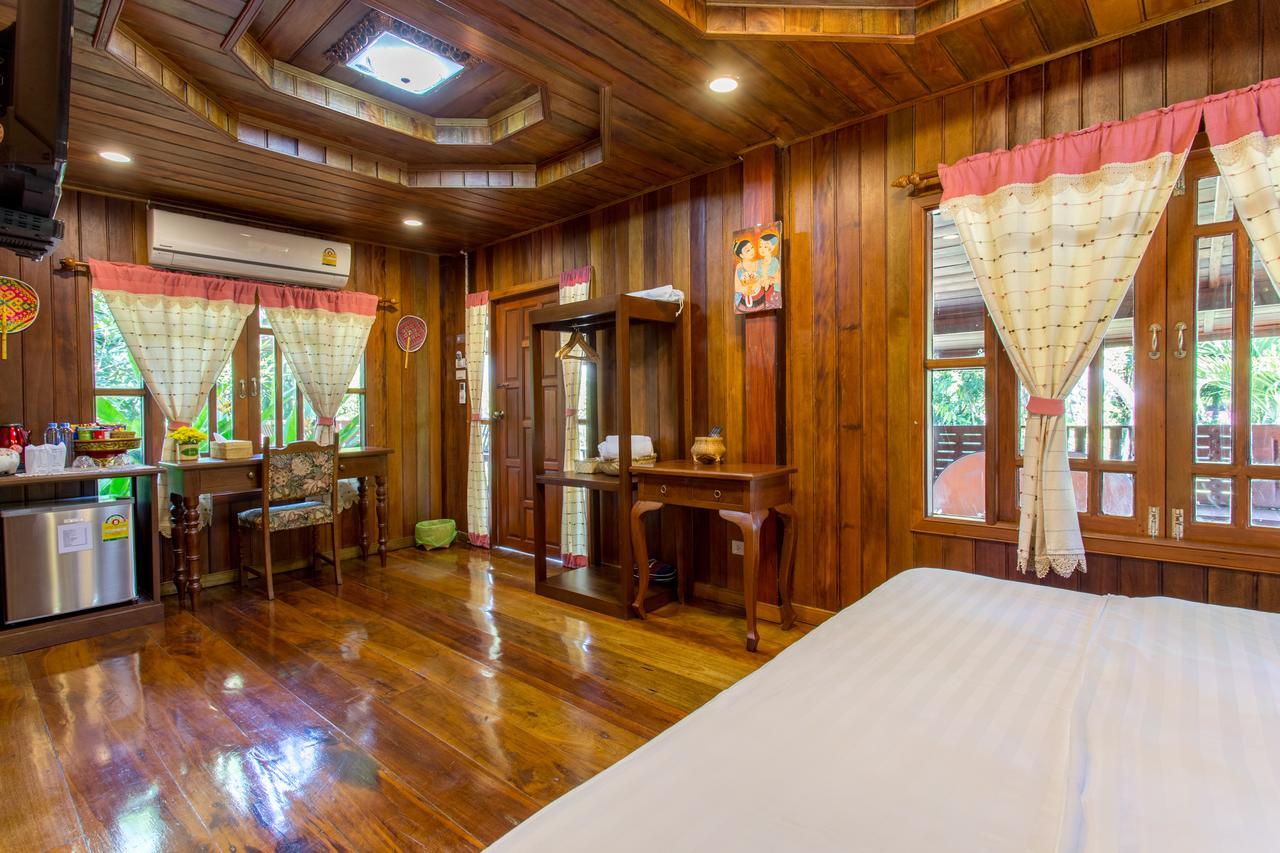 Suksatan Lamphun Hotel Buitenkant foto